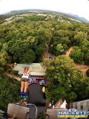 Dani Bungee Jumping